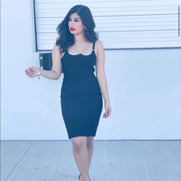Dresses & Skirts - Black bandage dress